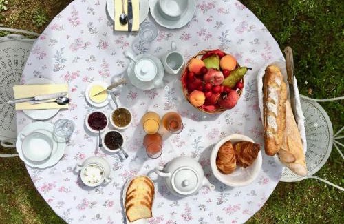Moussoulens Bed & Breakfast | La Rougeanne