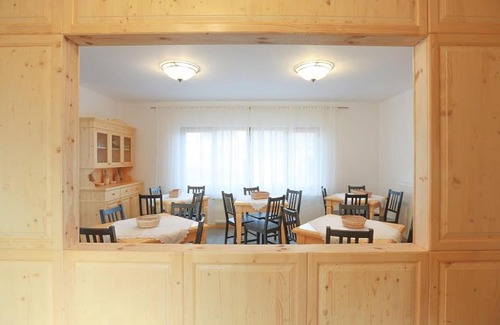 Totesti House | La Saliste