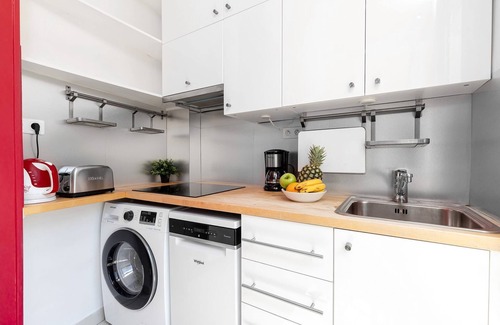 Sorbonne Apartment | La Sorbonne-Pantheon-Latin Quarter 1BR