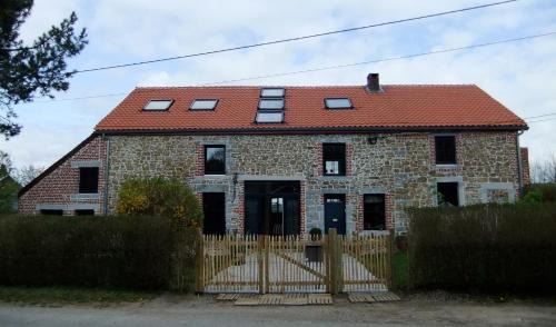 Eau d'Heure House | La Souricière