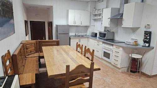 Cazalegas Apartment | La Sucursal