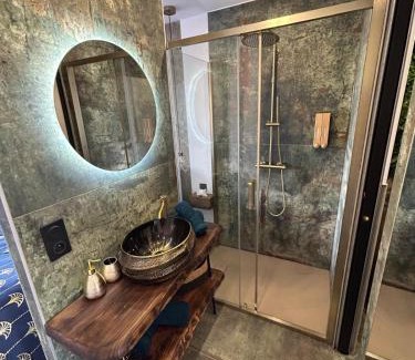 Naturist Village Apartment | LA SUITE DES CHARMES - village naturiste - coursives - port nature 2