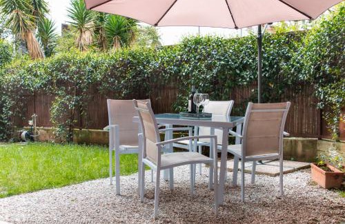 Pietrasanta Apartment | La Suite di Bonnes Vacances