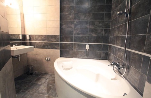 Ornans Hotel | La Table de Gustave