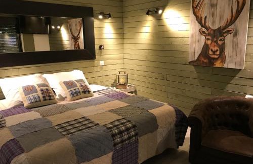 Chaumont-sur-Tharonne Bed & Breakfast | La tanière des ours