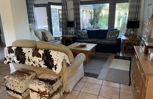 Les Gets Apartment | La Taniere - spacious ski-in/ski-out apartment in Les Gets located on the piste