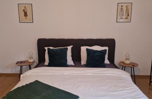 Sugag Apartment | La Tanti Coman