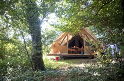 Dardilly RV Rental | La tente Toile & Bois Classic IV - Up to 4 people - 20 m² numero 7