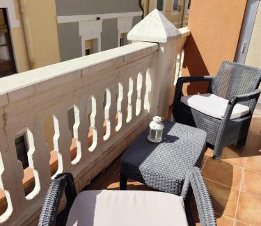 Barrio de San Lorenzo Apartment | La terraza de San Lorenzo