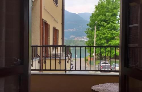 Olginate Apartment | La Terrazza Di Basilio - Vista Lago