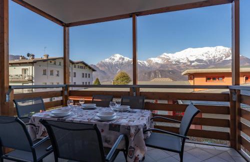 Cassina Valsassina Apartment | La terrazza sulle grigne