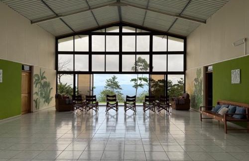 La Tigra House | La Tigra Mountain House