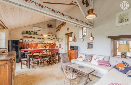 Saint-Aubin-en-Charollais House | La Tour - SAINT AUBIN EN CHAROLLAIS
