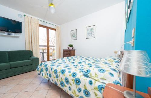 Cassone Apartment | La Toresela