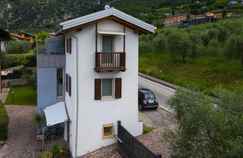 Bolognano-Vignole House | La Torretta, Casa indipendente con parcheggio in zona tranquilla ad Arco