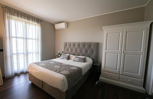 Monforte d'Alba House | La Torricella Case Vacanze Appartamenti con Piscina