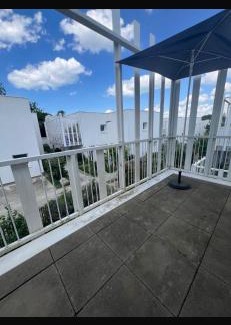 La Rochelle Apartment | La tour carree, t2 avec parking