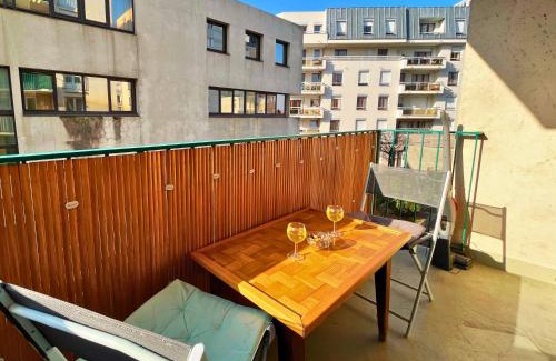 Franconville Apartment | La Tour - Tout confort - Hypercentre - Balcon #SirDest