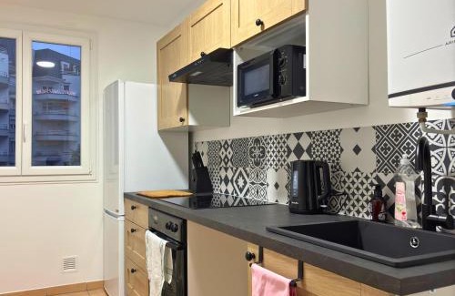 Franconville Apartment | La Tour - Tout confort - Hypercentre - Balcon #SirDest