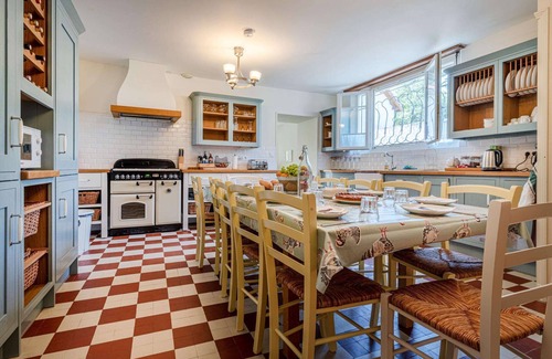 Mirandol-Bourgnounac Villa | La Tourette - Six Bedroom Villa, Sleeps 14