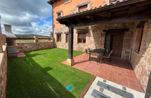 Cabezon de la Sierra House | La Traviesa de la Demanda