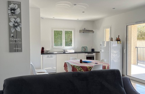 Sampzon Villa | La Treille Ardèche Samzpon private pool air conditioning quiet space countryside