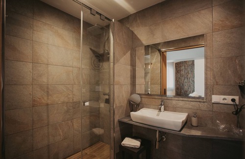 Ripoll House | La Trobada Hotel Boutique