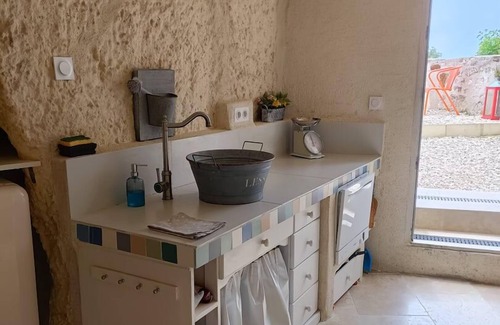 Loches House | La troglodyte de Monmartre