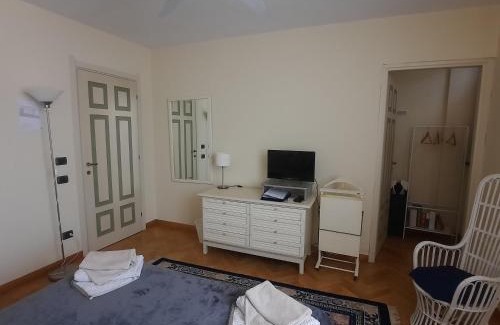 Hyeres Bed & Breakfast | La Trunera Guest House