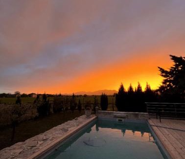 Oraison Bed & Breakfast | La Tuiliere