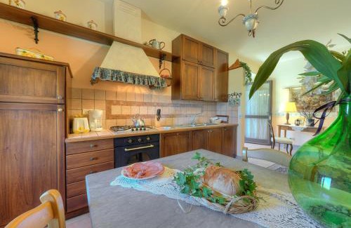 Iano Apartment | La Vecchia Sassa