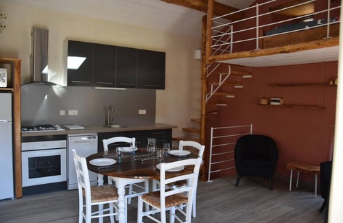 Saint-Martin-de-Lansuscle House | La Vigne - SAINT MARTIN DE LANSUSCLE