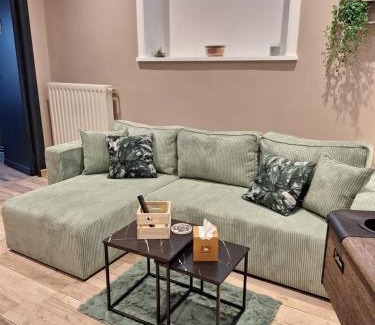 Conde-sur-Noireau Apartment | La VIDA