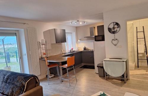 Saint-Jean-de-Moirans Apartment | la vie est belle