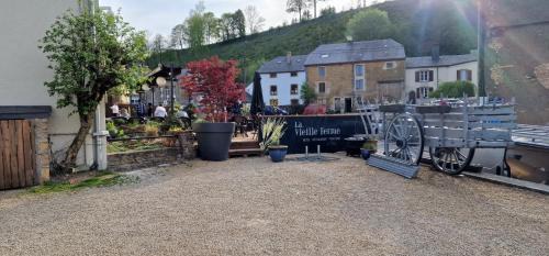Chassepierre House | La Vieille Ferme Chassepierre