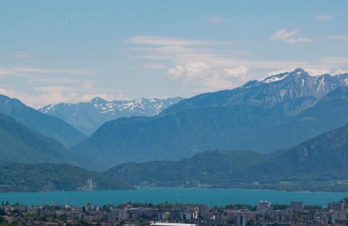 Pringy Villa | LA Villa Du Lac