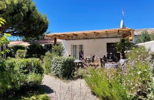 Le Bois-Plage-en-Re Hotel | La Villa - Hôtel Bien Être
