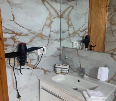Arkou House | La Villa Margautin