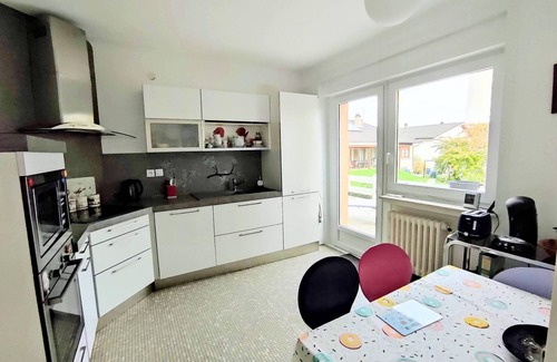 Amneville House | La Villa Sainte-rose: Gîte 3 Chambres Avec Jardin à 5 min de la Cité des Loisirs