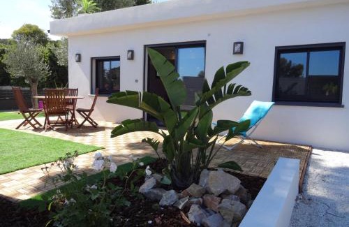 Sanary-sur-Mer Villa | La VILLA SANARY Coeur de Portissol - Parking privé- Prise recharge voiture