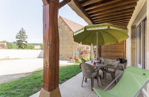 Auxant House | La Villanelle