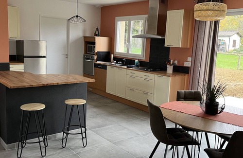 Sennece-les-Macon House | La Vrémontoise Maison Chaleureuse au sud de la Bourgogne sur la Route des Vins