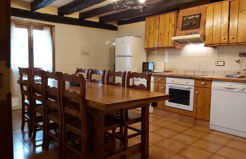 Azpilkueta Cottage | Labakizarra House for 8 people