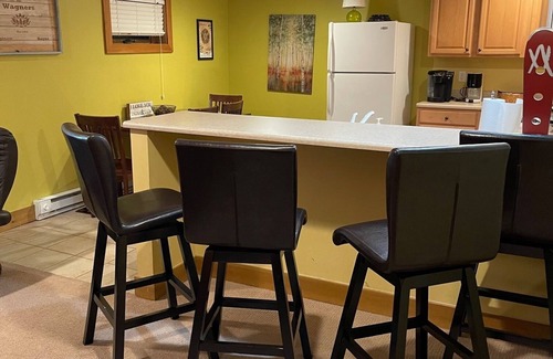 Boyne Falls Condo | Labor Day Deal - Boyne Mtn - sleeps 4-6