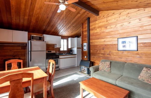 Lac Le Jeune Hotel | Lac Le Jeune Resort