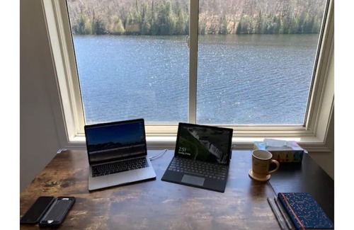 La Peche Cottage | Lac Lola Waterfront Cottage 45 min from Ottawa