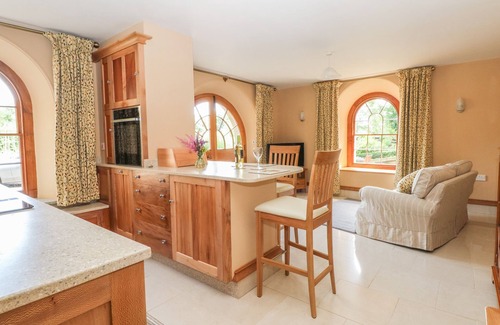 Longnor House | Lacewood