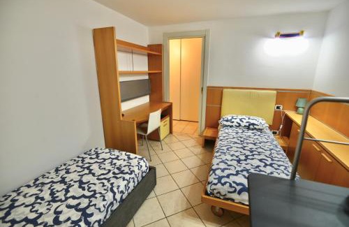 Gardone Riviera Apartment | [Lago di Garda a 200 metri] La casa di Anna