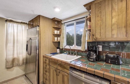 Key Largo House | Lagoon Front 3 Bedroom and Den, 4 Balcony, 3 Bathroom, 3 story Resort Townhouse
