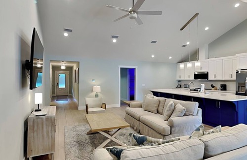 Laguna Beach Estates House | Laguna Breeze | Walk to the Beach, Pool!